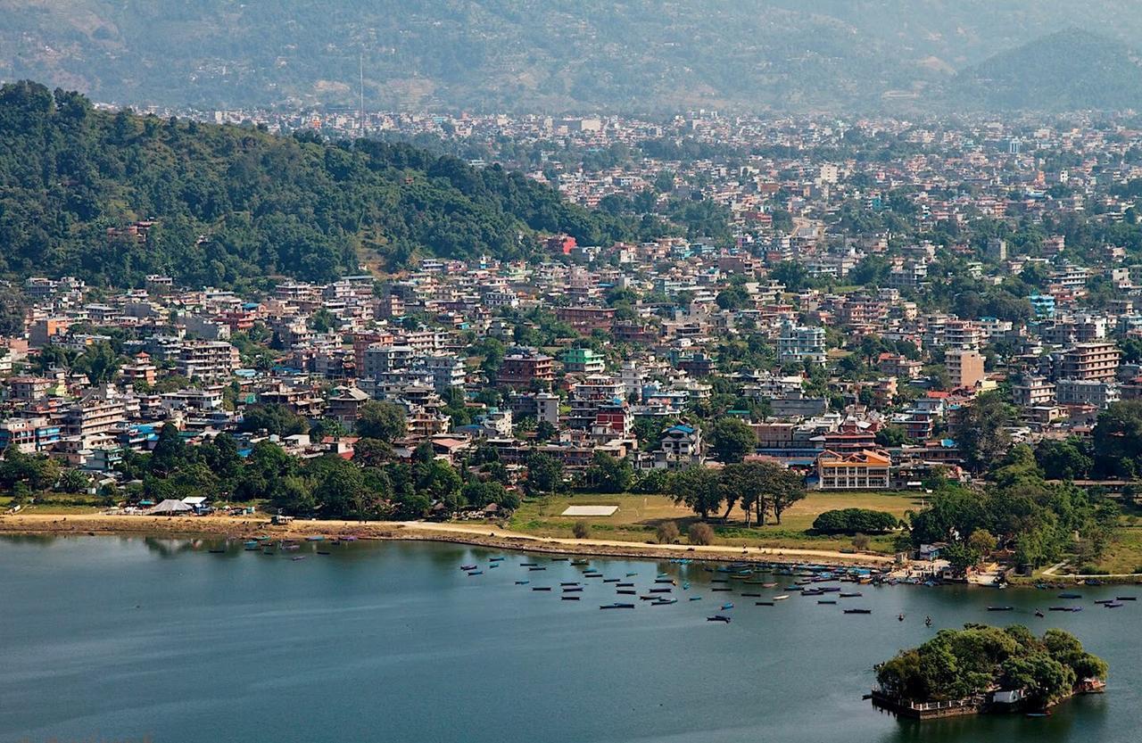 Paradise Pokhara Apartment & Hotel Exterior photo